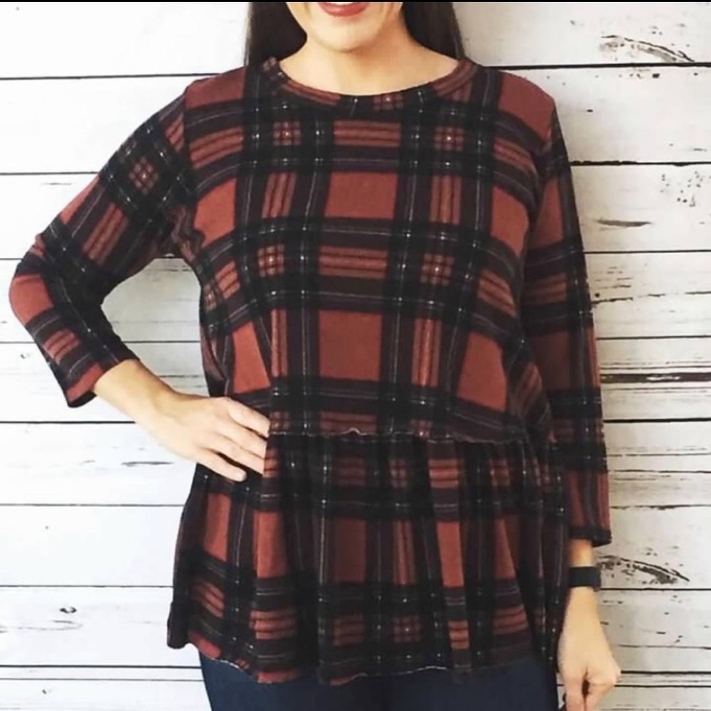 Plaid top